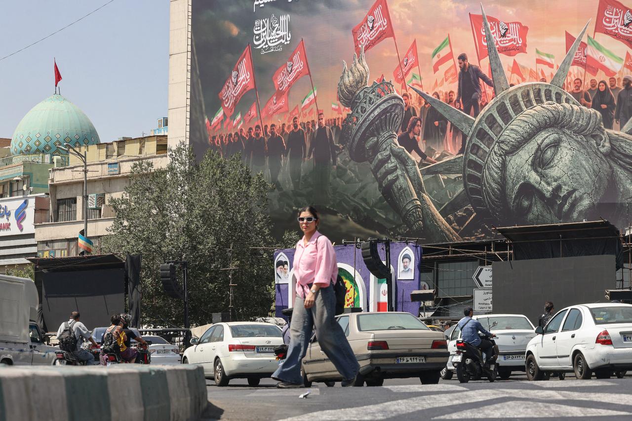 Iran to deploy its 'new strategy' against US, security chief says