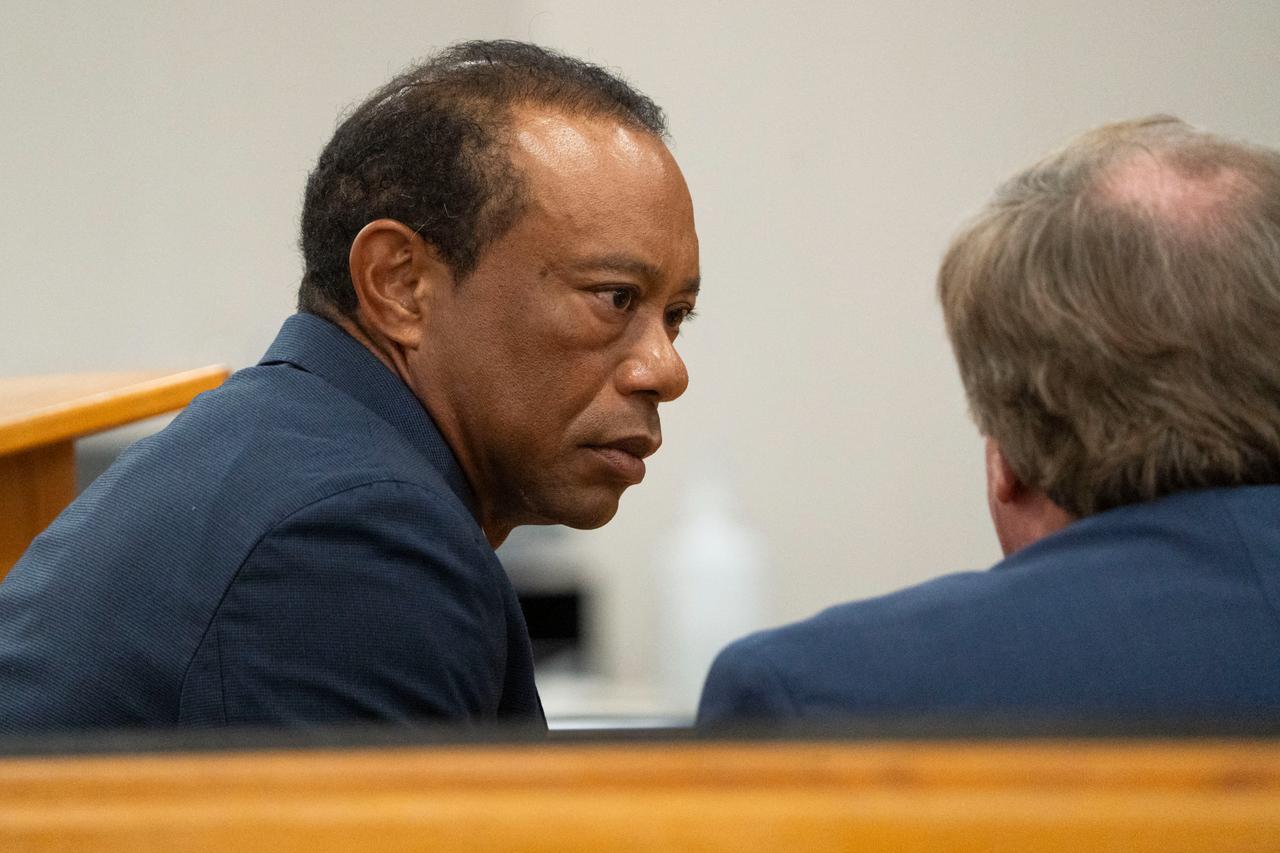 Tiger Woods pleads guilty to reckless driving, loses license for 5 years