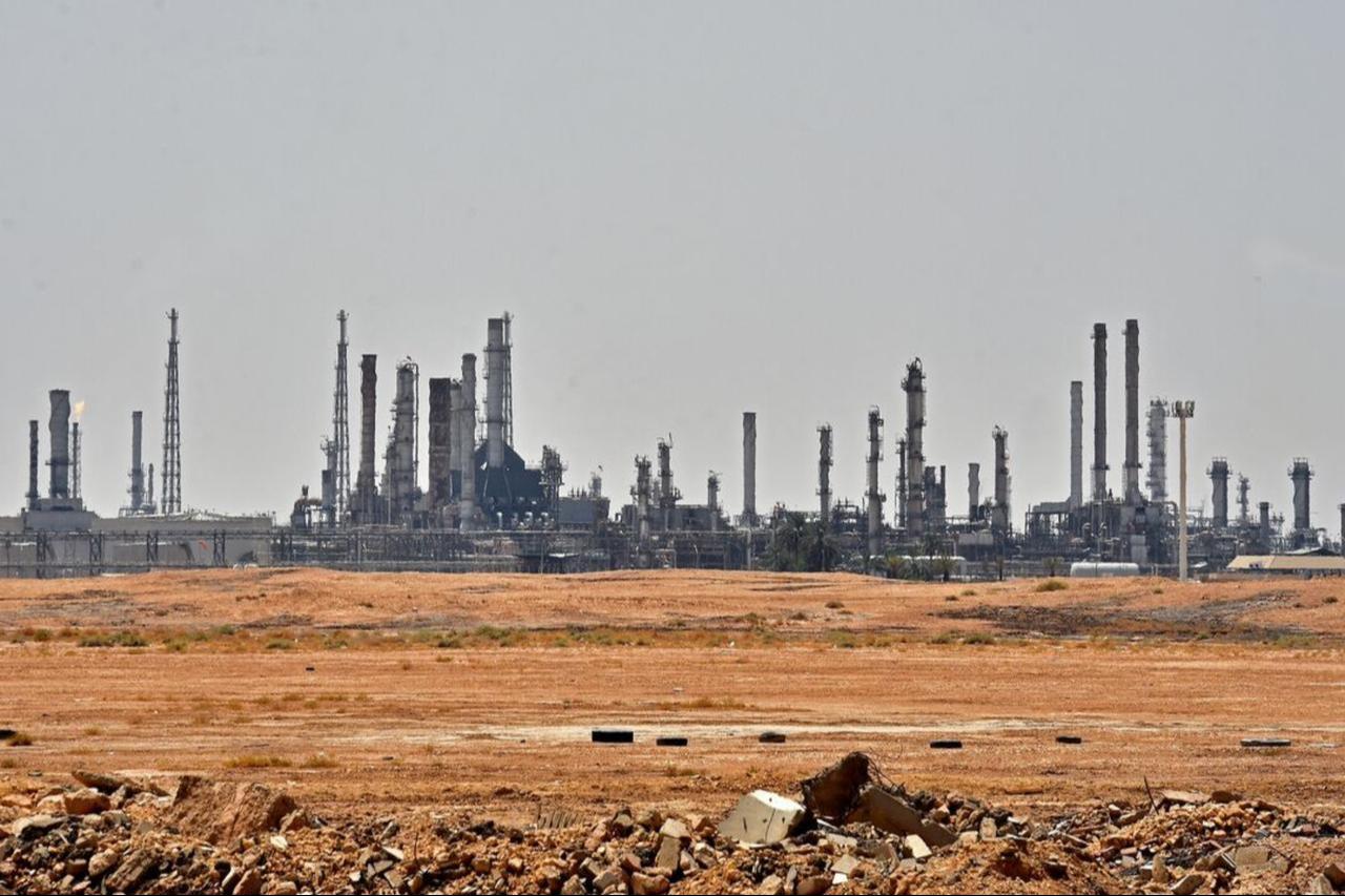 A picture taken on Sept. 15, 2019, shows an Aramco oil facility near the area of al-Khurj, just south of the Saudi capital Riyadh. (AFP Photo)