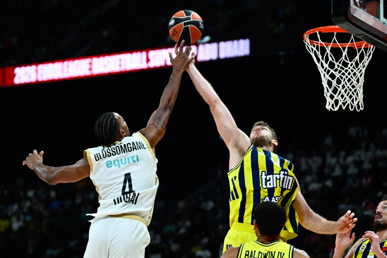 Fenerbahce, Besiktas meet in Presidential Cup basketball final