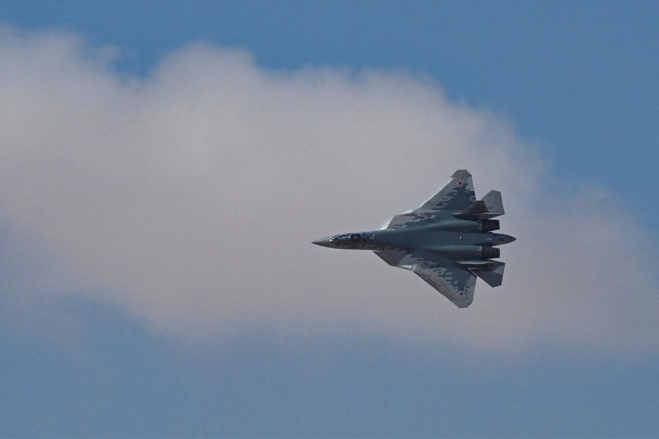 A Russian Sukhoi Su-57 fifth-generation fighter aircraft performs during the second day of the second edition of Egypt's El Alamein International Airshow, in Alamein, Sept. 9, 2026. (AFP Photo)