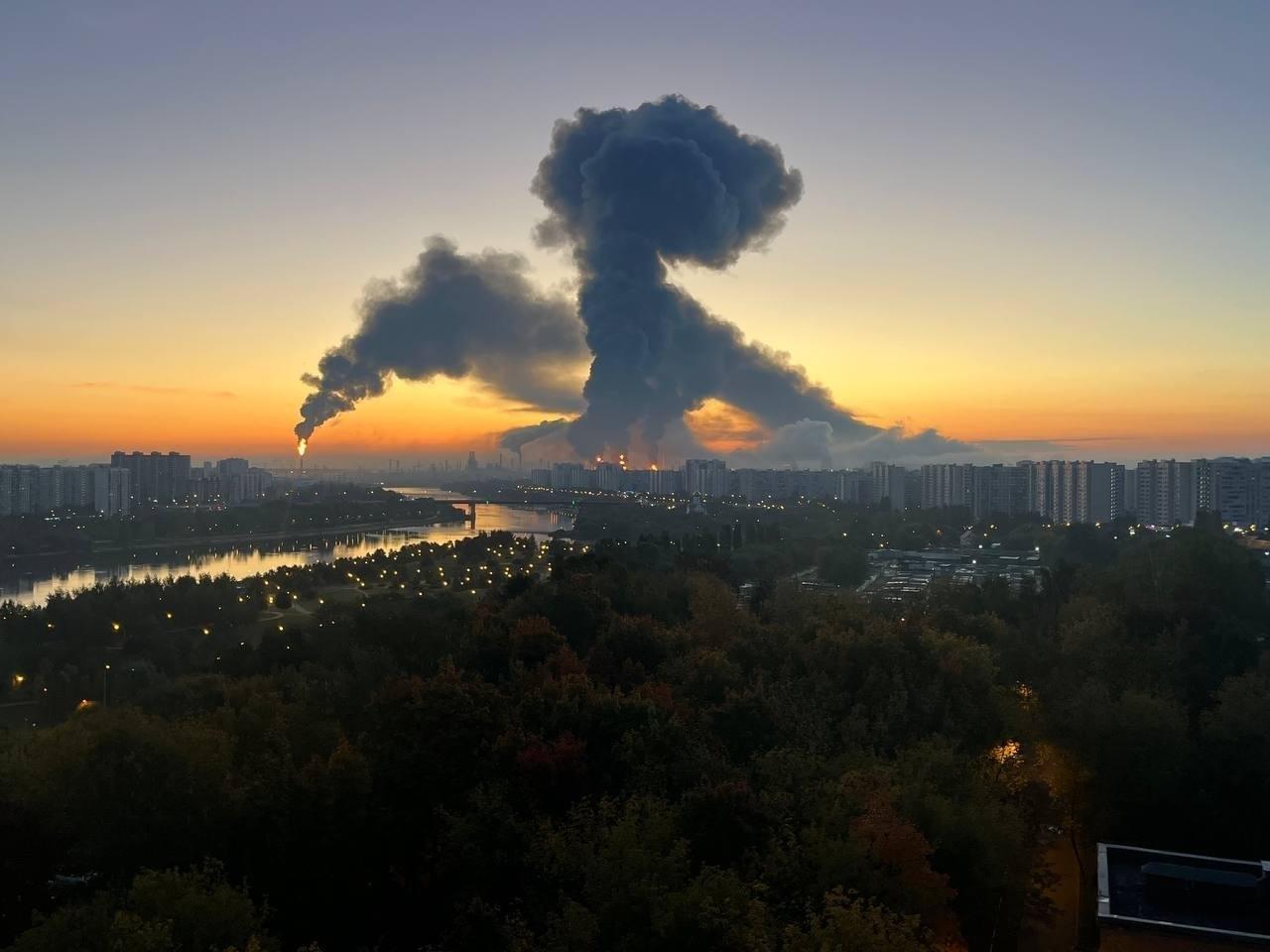 The photo shows a column of smoke rising from a Russian oil refinery in Moscow after an Ukrainian drone attack on Sept. 20, 2026. (Photo via Telegram)