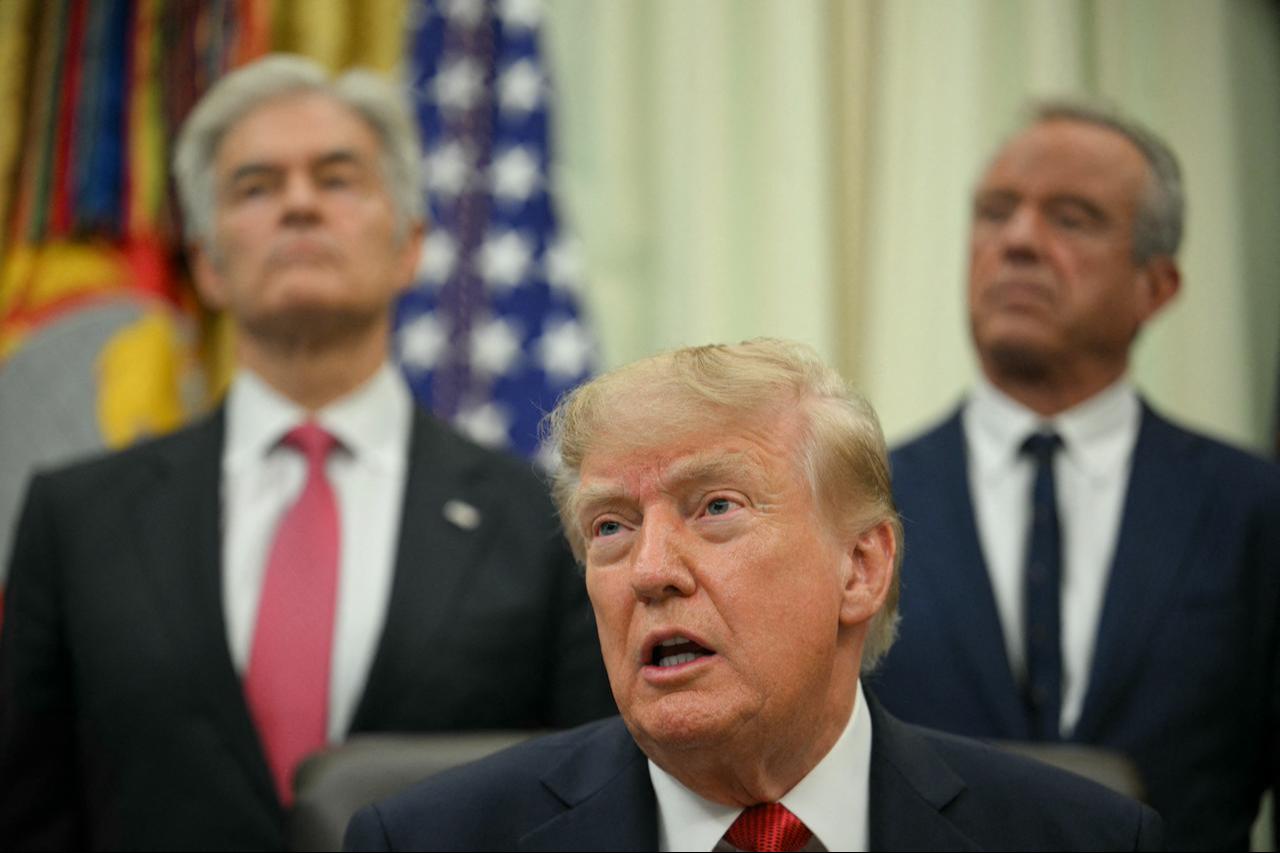 US President Donald Trump speaks about healthcare in the Oval Office of the White House in Washington, DC, on September 18, 2026. (AFP Photo)