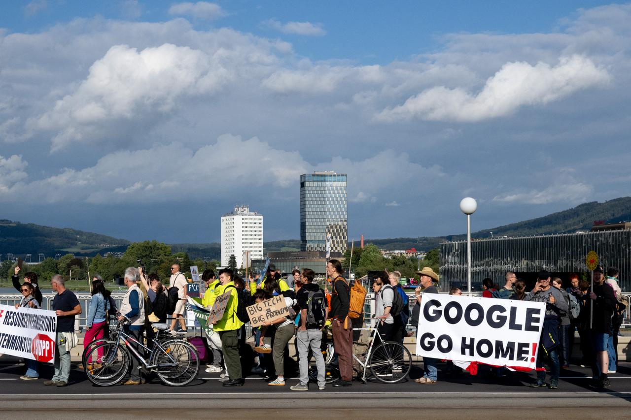 Austrian residents protest Google data center over water and energy concerns
