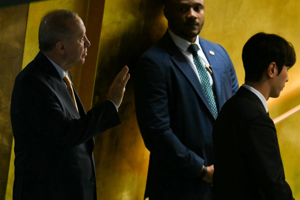 President Recep Tayyip Erdogan arrives to address the 81st United Nations General Assembly at UN headquarters in New York on Sept. 22, 2026. (AFP Photo)
