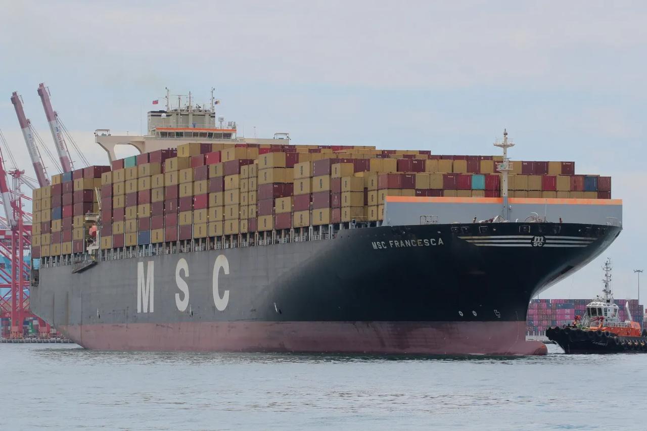 Iran to sell seized US, Israeli vessels to compensate families affected by war