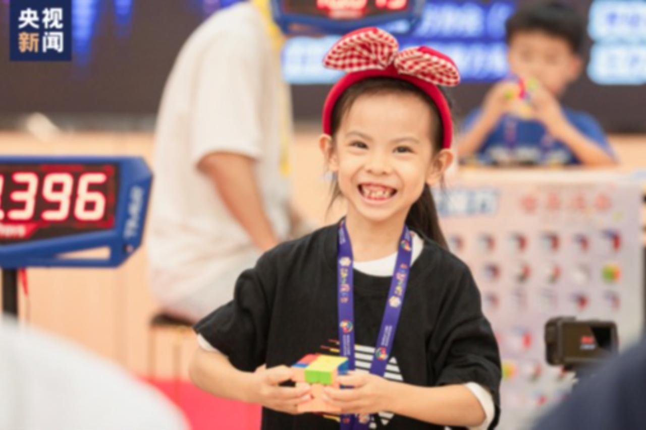 Six-year-old girl sets new Rubik's Cube world record