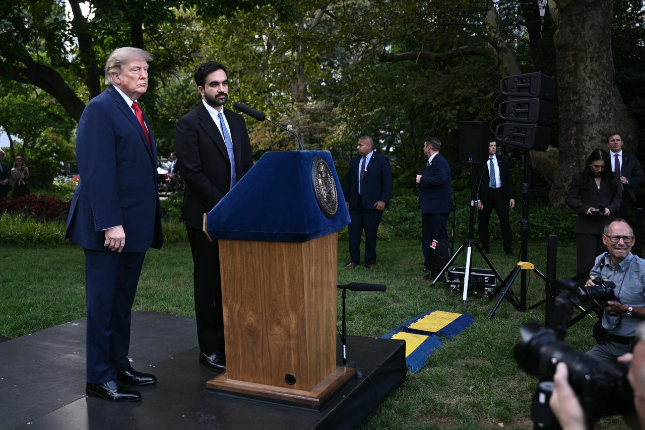 US President Donald Trump and New York City mayor Zohran Mamdani take questions from the media after the two met at Gracie Mansion in New York, on September 21, 2026. (AFP Photo)
