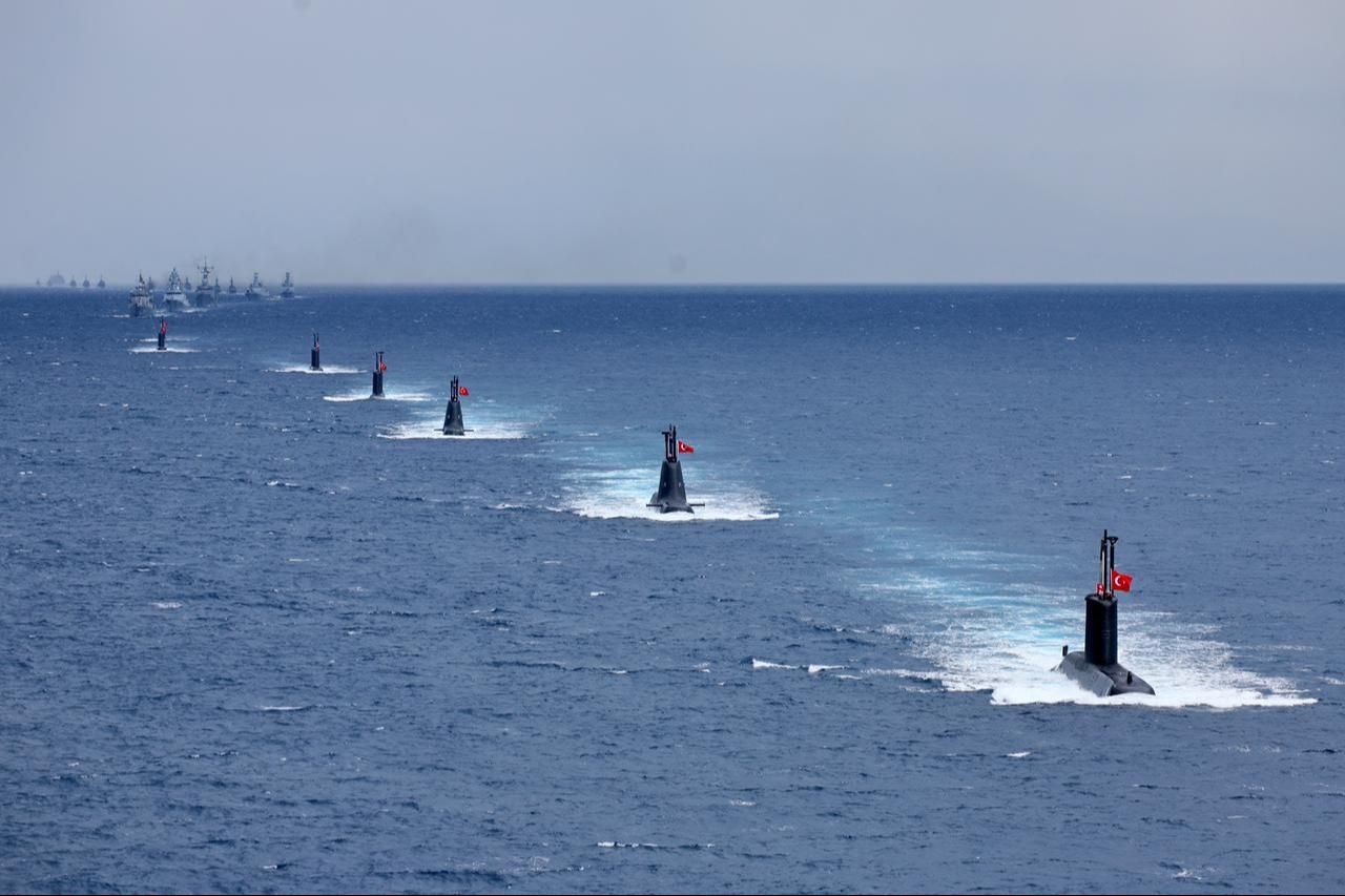 Türkiye's submarines and fast attack craft take part in the live-fire phase of the "Blue Homeland-2026" military exercises in the eastern Mediterranean Sea, near Antalya, April 9, 2026. (AFP Photo)