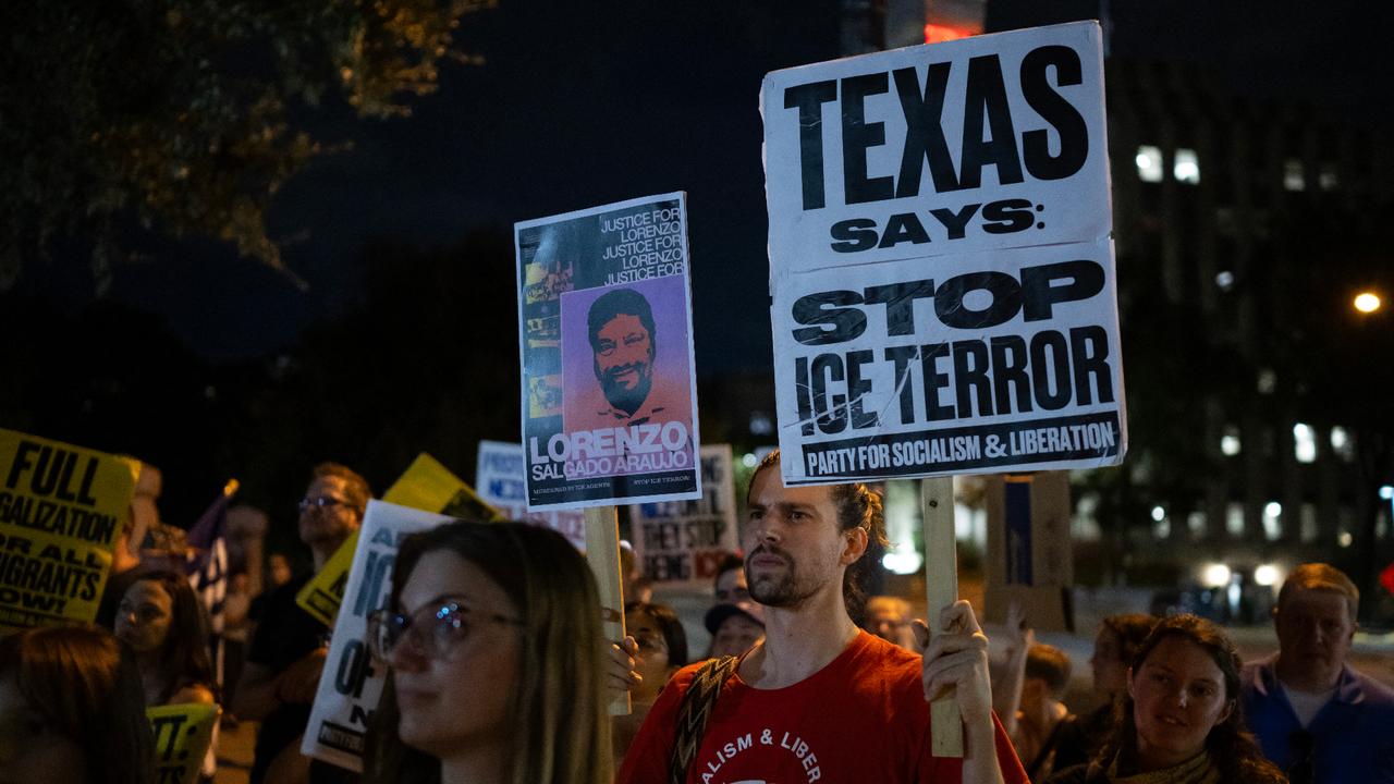 Venezuelan man imprisoned after ICE shooting, bullet still inside him  
