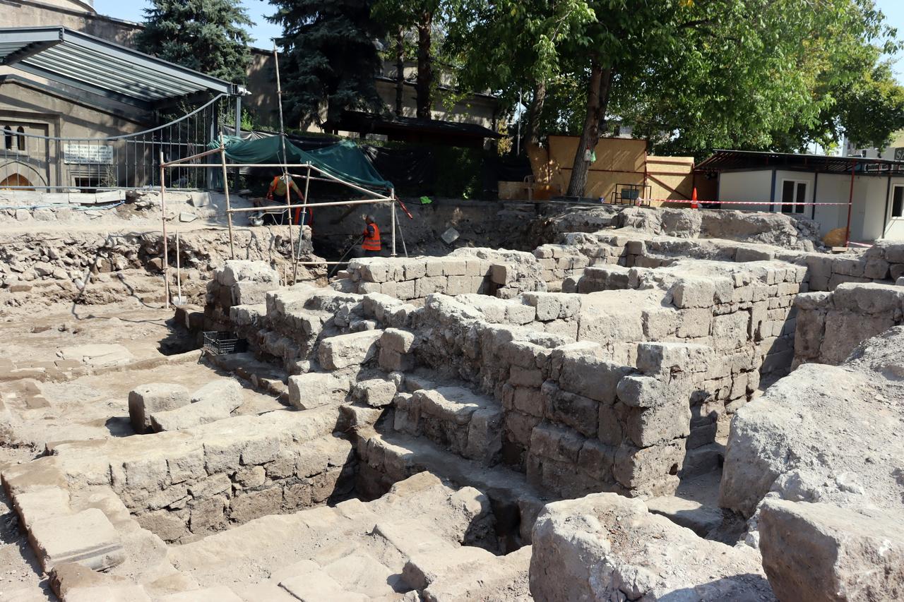 Unearthed stone walls at the excavation site believed to belong to the centuries-old Melikgazi Madrasa in Kayseri, Türkiye. (IHA Photo)