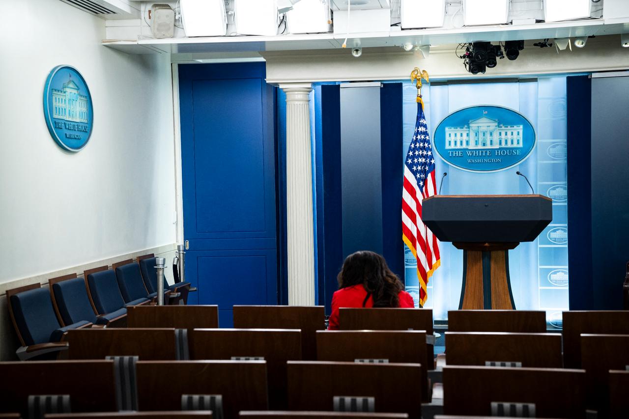 Judge orders White House to restore access to CNN, MS NOW and Politico