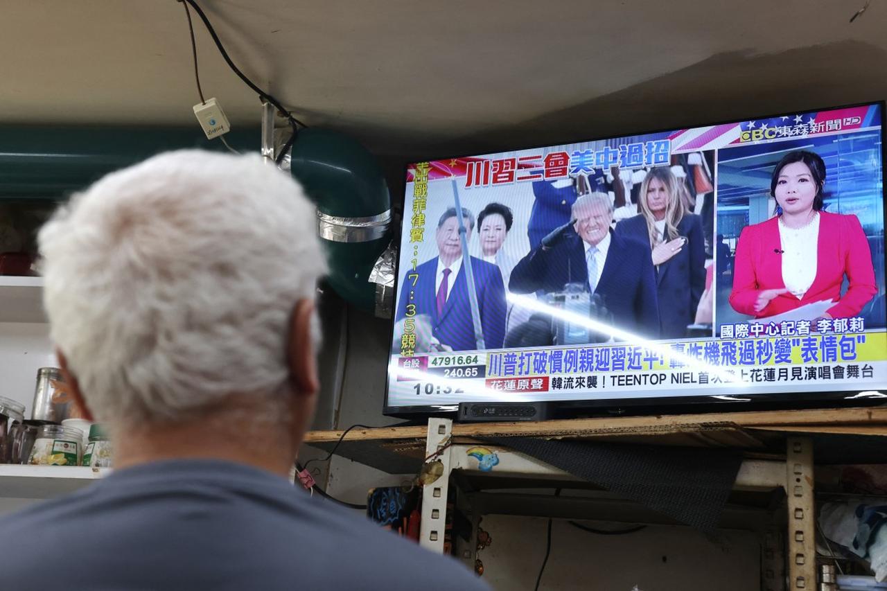 Red carpet over cold concrete: Trump’s tarmac greeting for Xi masks a secret