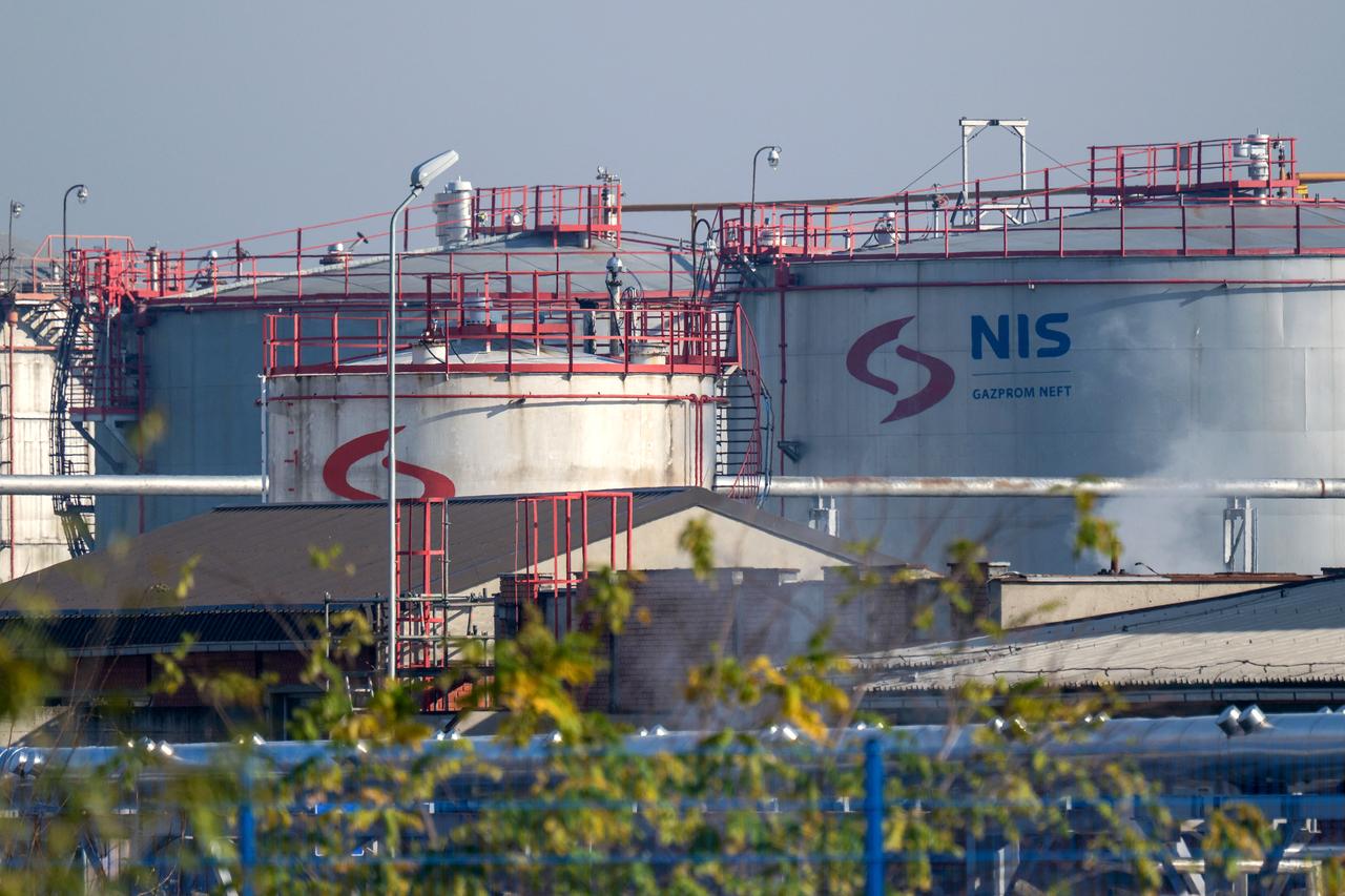 This photograph shows the Petroleum Industry of Serbia (NIS), Serbia’s only oil refinery in Pancevo on December 10, 2025. (AFP Photo)