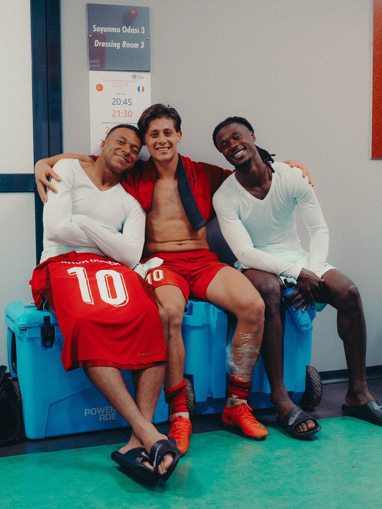 Kylian Mbappe, Arda Guler and Eduardo Camavinga pose together after the UEFA Nations League match between Türkiye and France in Kocaeli, Türkiye, Sept. 25, 2026. (Photo via Instagram/@equipedefrance)