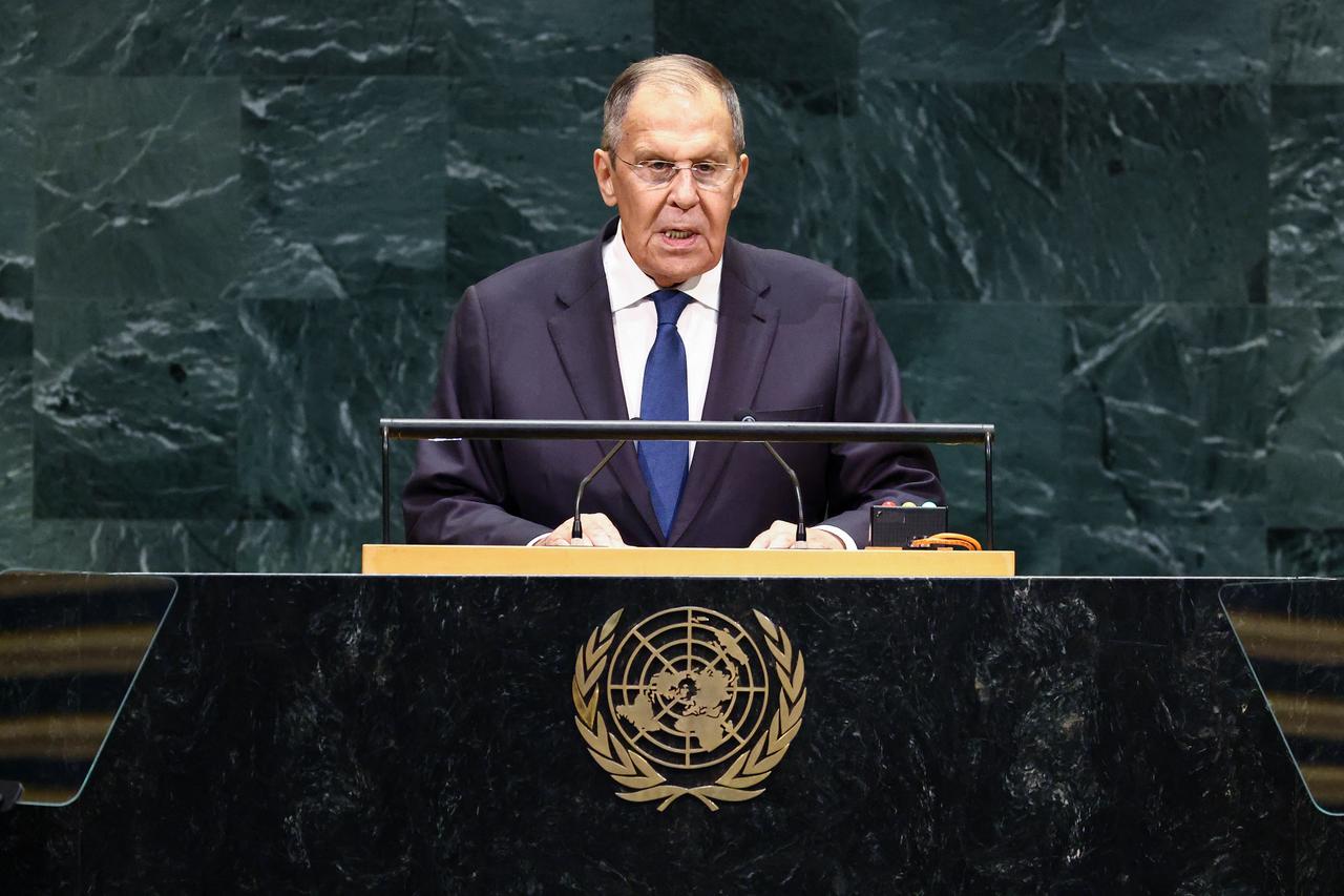 Russia says it could approve Türkiye's S-400 transfer, but only with its consent Image