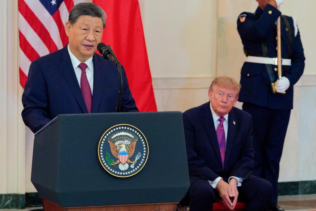 PresidentofChina Xi Jinping (L) speaks alongside U.S. President Donald Trump during an arrival ceremony at the White House on September 24, 2026 in Washington, DC. (AFP Photo)