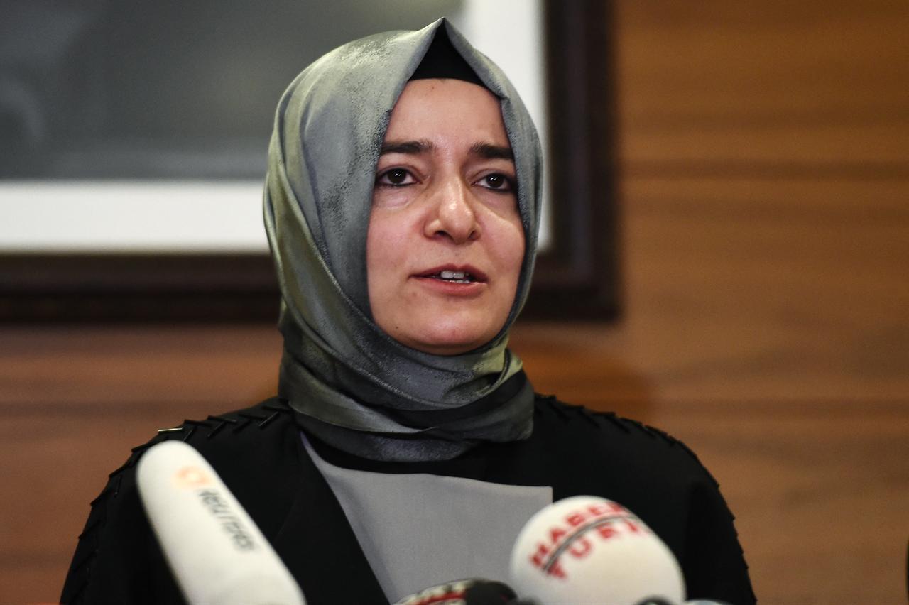 Then-Turkish Family Minister Fatma Betul Sayan Kaya speaks to the media after arriving at Ataturk International Airport in Istanbul on March 12, 2017. (AFP Photo)
