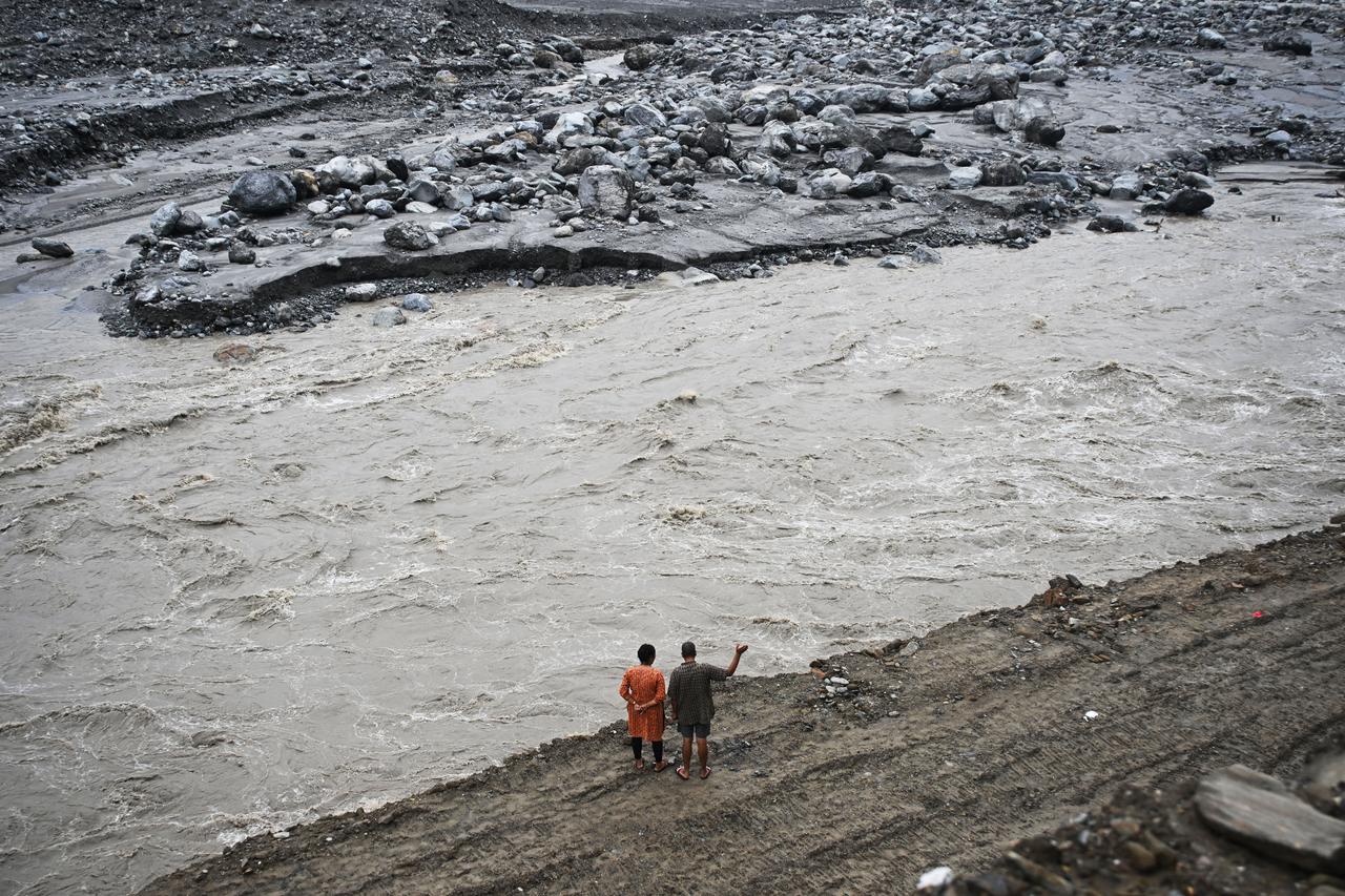 Floods and landslides kill at least 68 in northern India and Nepal