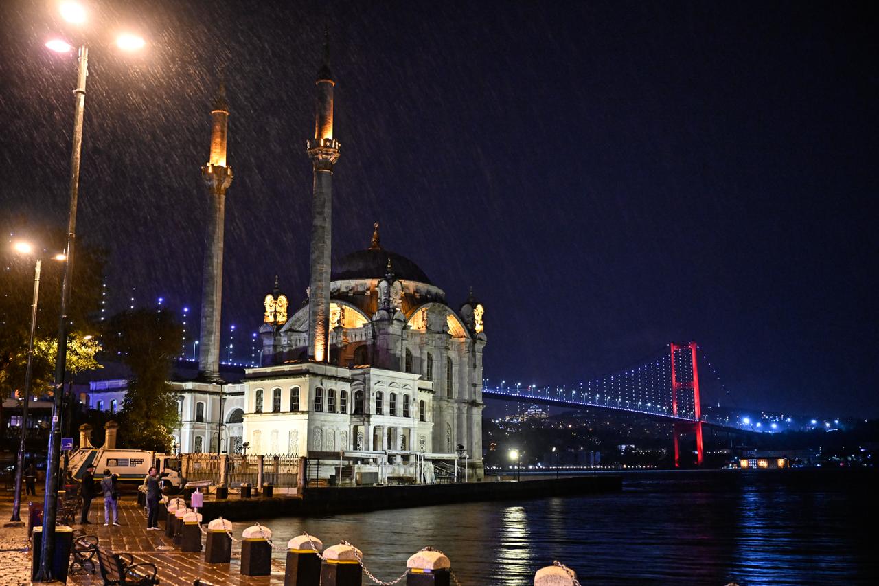 Istanbul braces for a soggy week as heavy rain and storms loom