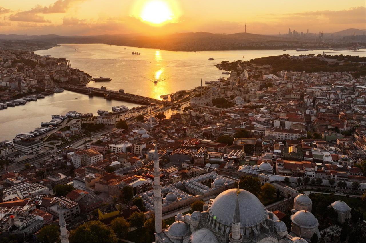 Sunrise creates a scenic view with the Historic Peninsula in the foreground in Istanbul, Türkiye, on August 15, 2026. (AA Photo)