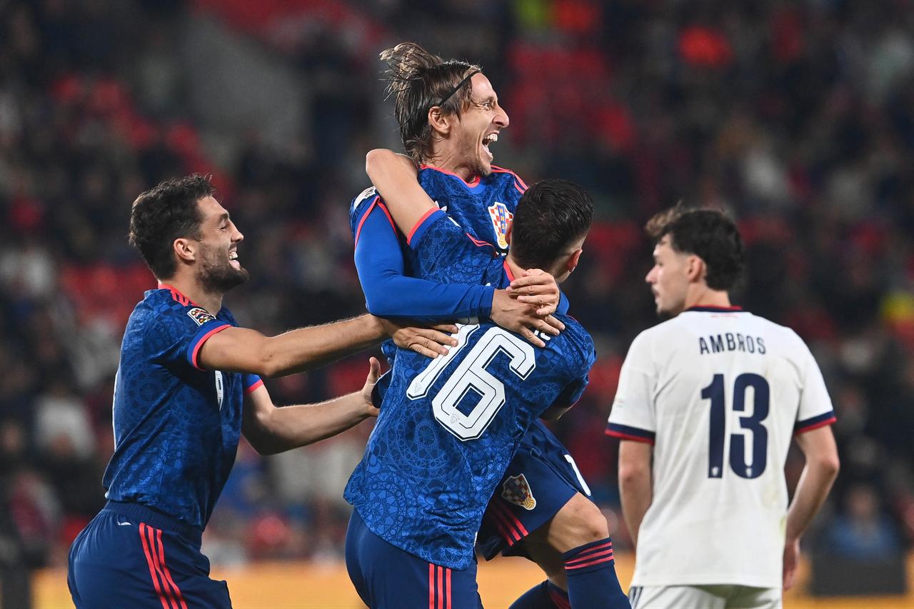 Croatia captain Luka Modric celebrates with teammates after scoring against Czechia during their UEFA Nations League match in Prague, Czechia, Sept. 26, 2026. (AFP Photo)