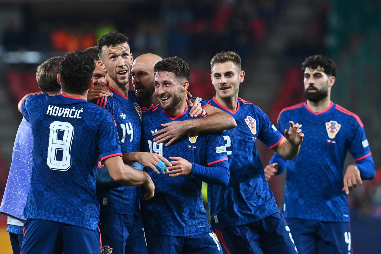 Croatia's Marco Pasalic celebrates with teammates after scoring against Czechia during their UEFA Nations League match in Prague, Czechia, Sept. 26, 2026. (AFP Photo)