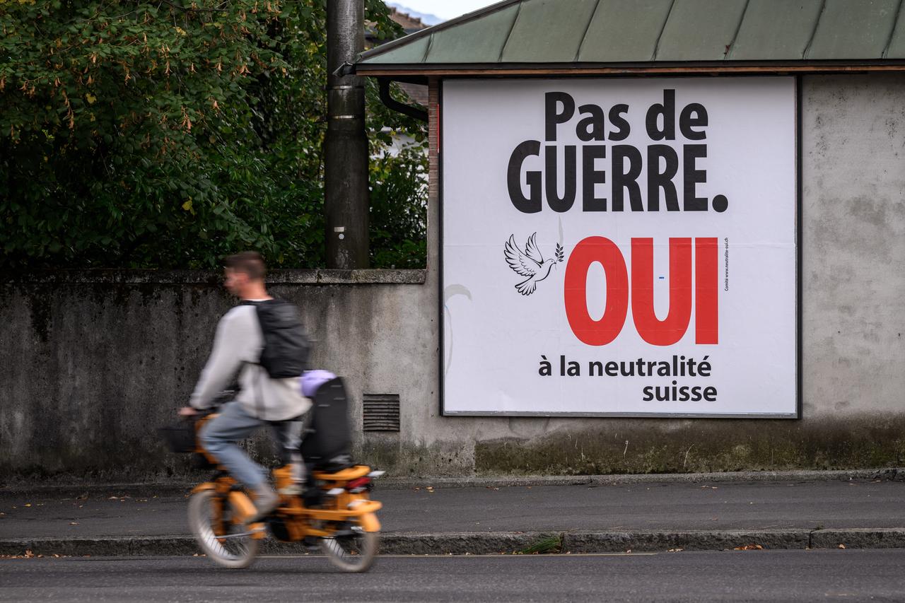 An electoral poster reads "No war, Yes to Swiss neutrality" on a street of Lausanne, western Switzerland on September 19, 2026. (AFP Photo)