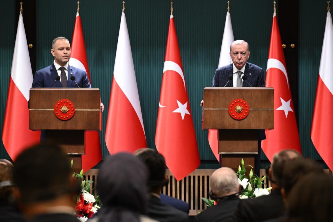 Türkiye, Poland eye deeper cooperation in batteries, mobility and tech Image