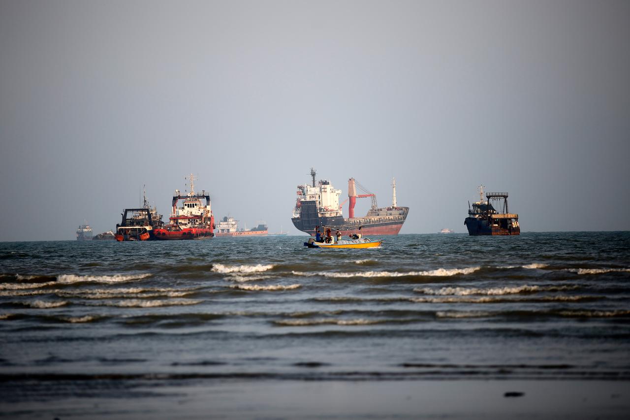 Daily life continues in the strategic port city of Bandar Abbas on the Strait of Hormuz amid ongoing tensions between Iran and the United States, Bandar Abbas, Iran, Sept. 12, 2026. (AA Photo)