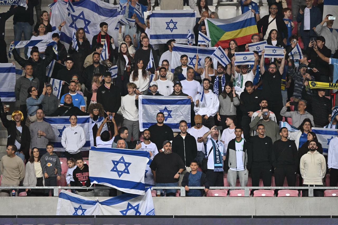 Israel fans cheer prior to the UEFA Nations League Group B3 between Israel and Republic of Ireland in Debrecen, Hungary on September 27, 2026. (AFP Photo)