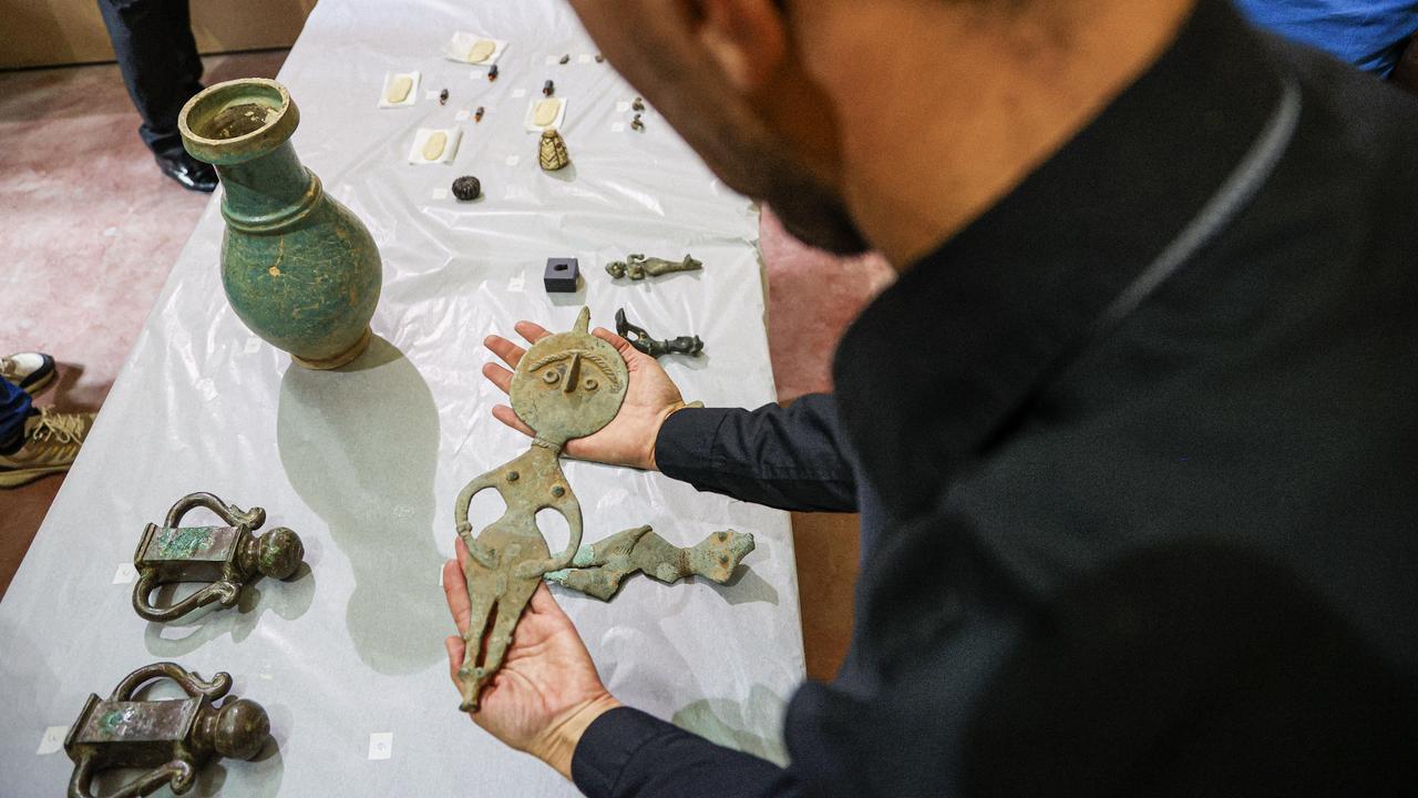 Syria places artifacts returned by US in National Museum