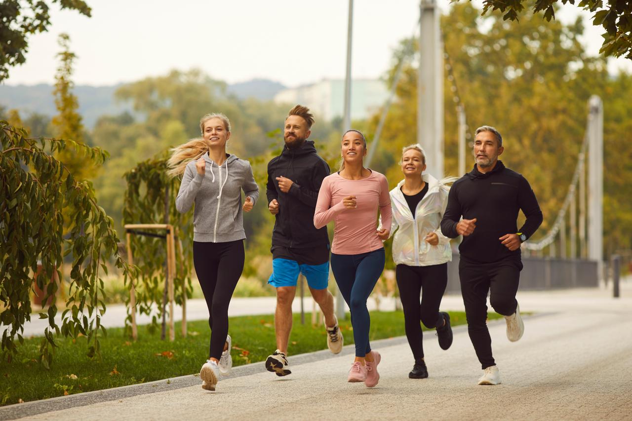 Ten-minute light jog can boost brain function, study finds
