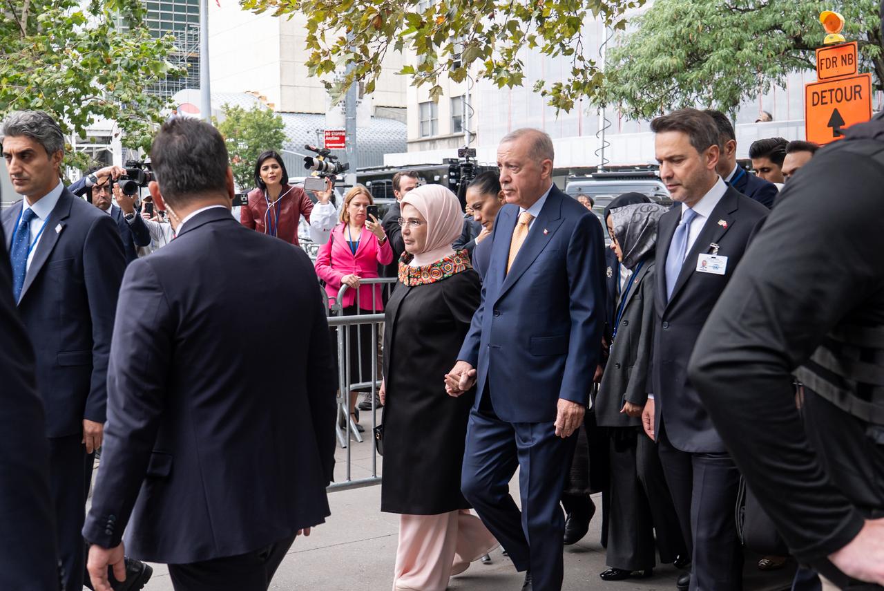 Turkish President Recep Tayyip Erdogan, accompanied by his wife Emine Erdogan, leaves the Turkevi Center to head to the United Nations headquarters to attend the 81st session of the UN General Assembly, in New York, United States, on September 22, 2026. (Anadolu Agency photo)