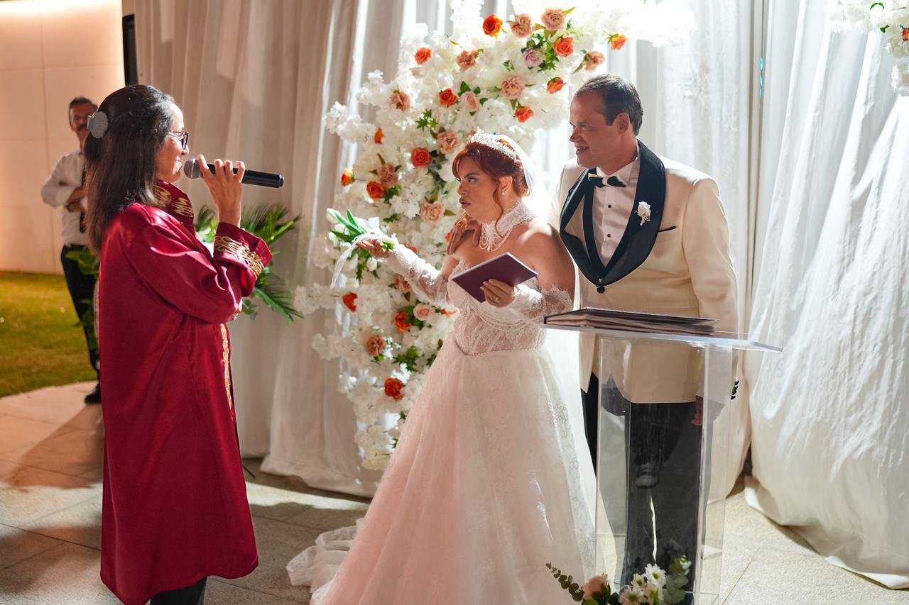 Woman with Down syndrome marries in Izmir after 10 years of living alone