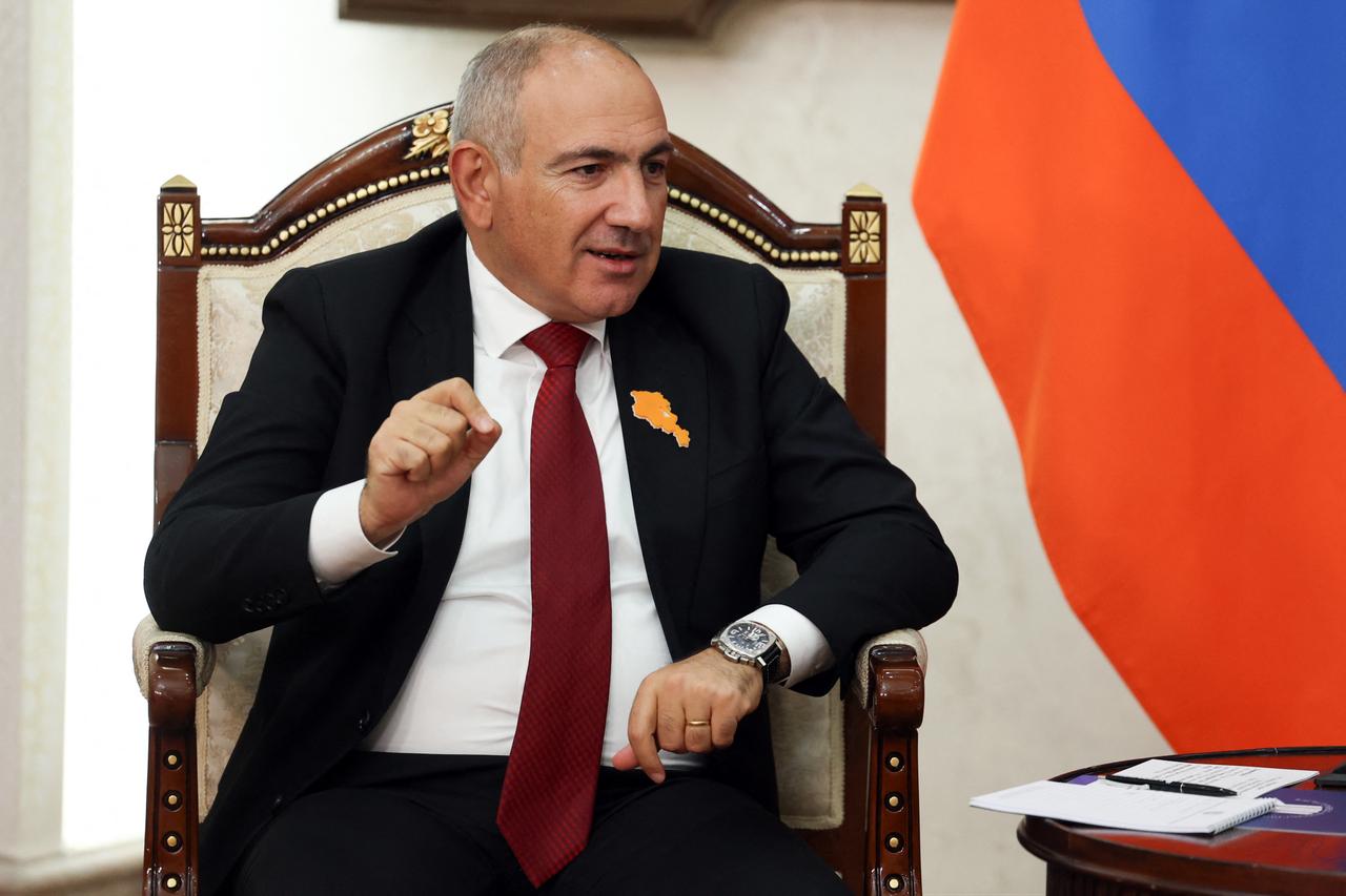 Pashinyan rebukes Russia again, calls its Armenia base 'not vital'