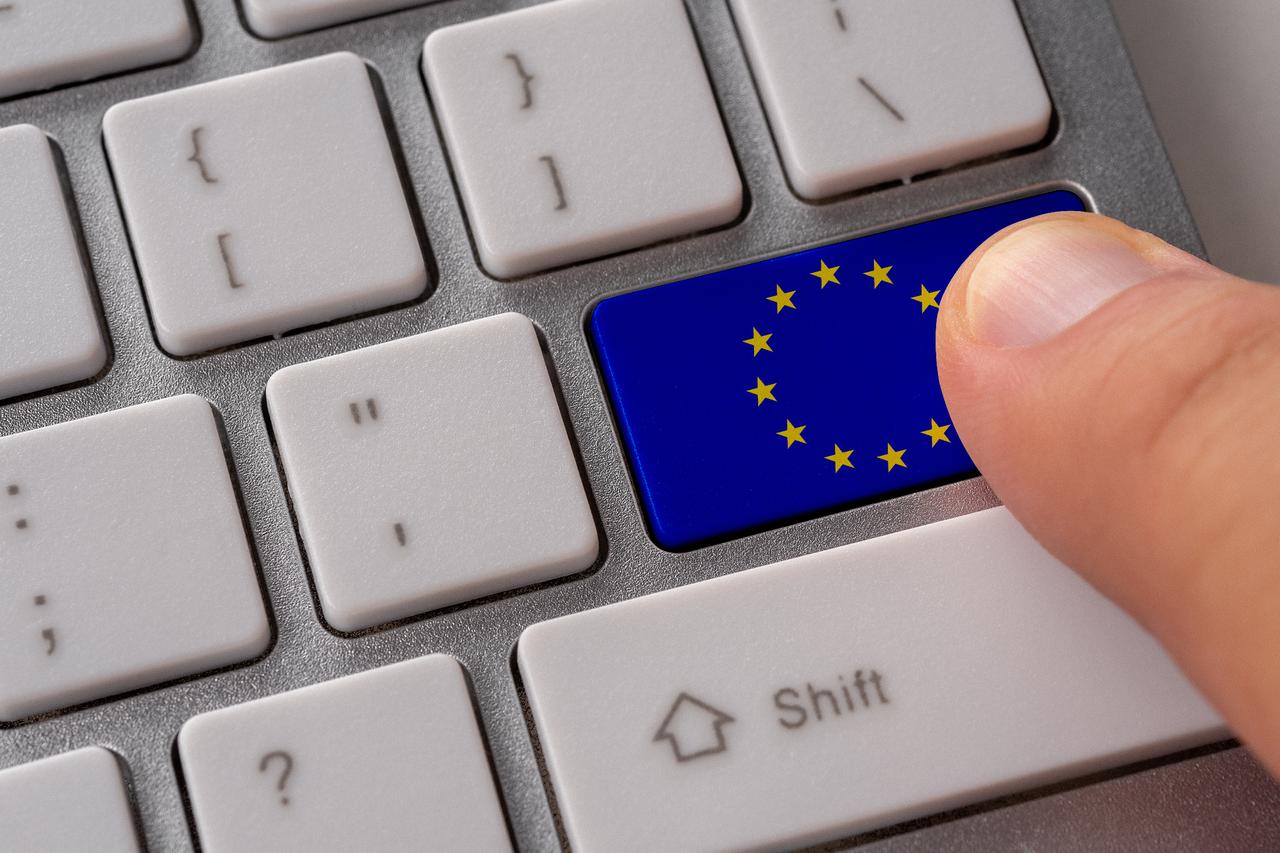 EU institutions rely heavily on US email servers: Report