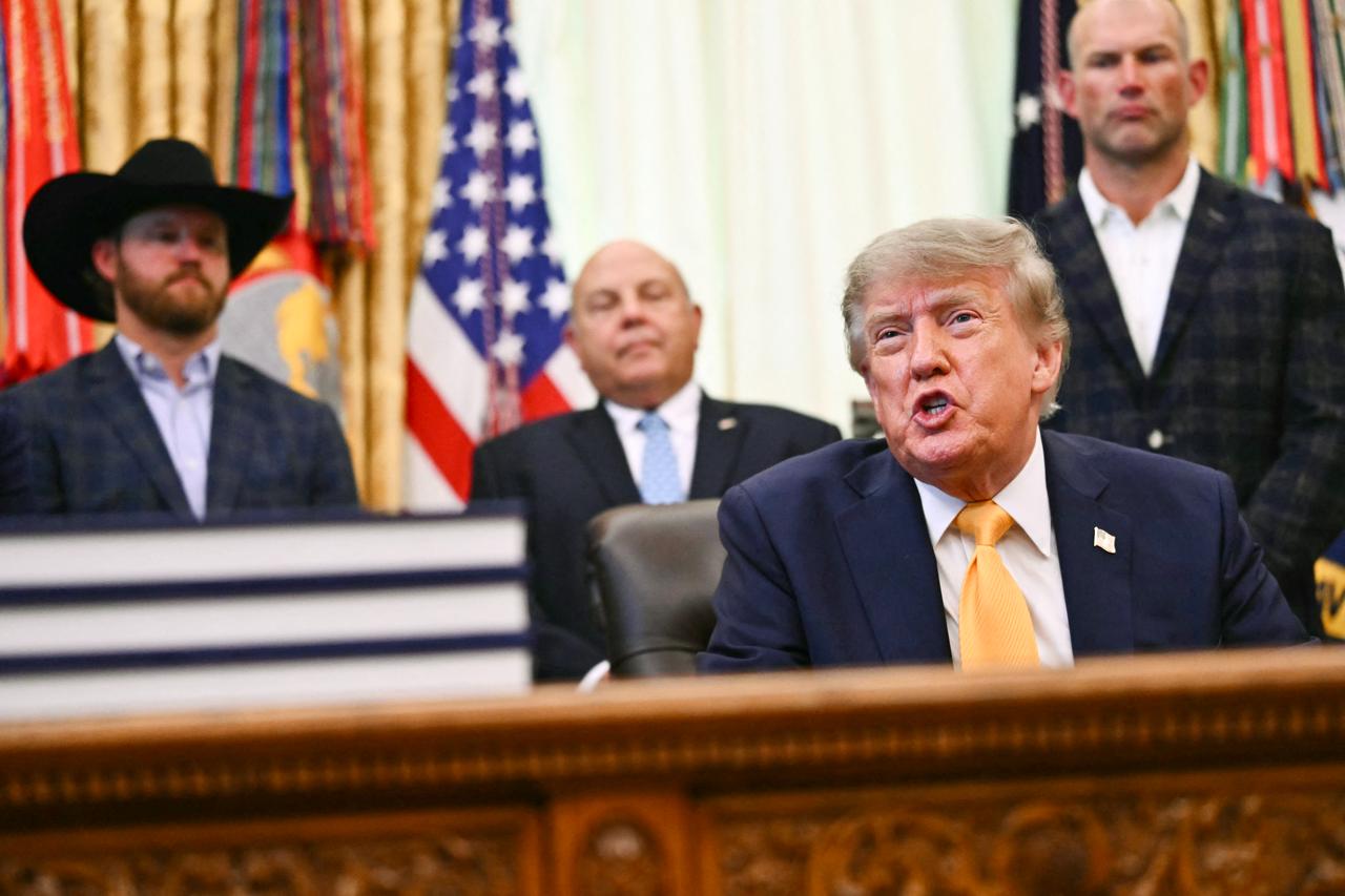 US President Donald Trump speaks before signing executive orders releated to beef processing and cattle ranchers, in the Oval Office of the White House in Washington, DC, on September 4, 2026. (AFP Photo)