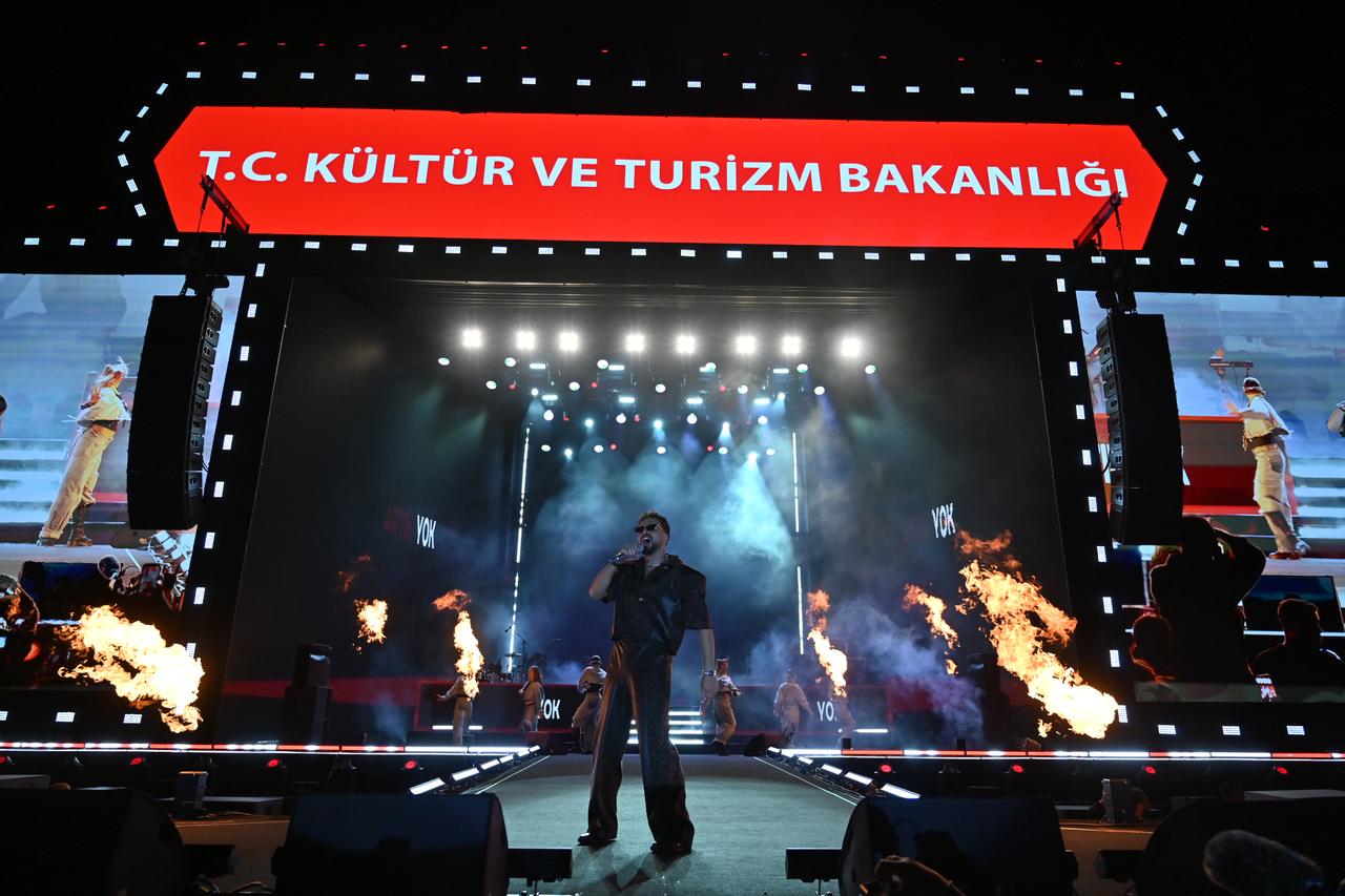 History, art and craft take over Canakkale on festival seventh day