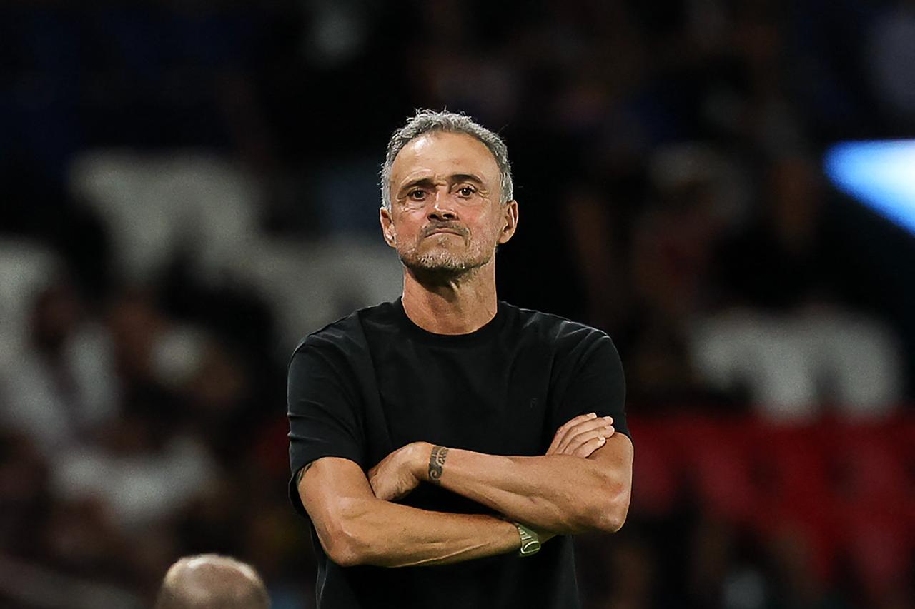Luis Enrique extends Paris Saint-Germain contract until 2030