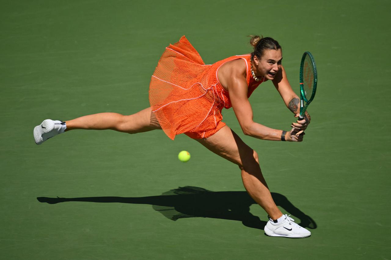 Sabalenka asks fans to stop smoking marijuana near the courts