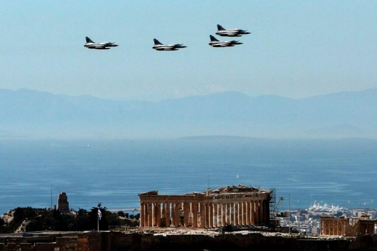 Athens’ F-16, Rafale, F-35 edge ‘will not go unused,’ Greek PM says