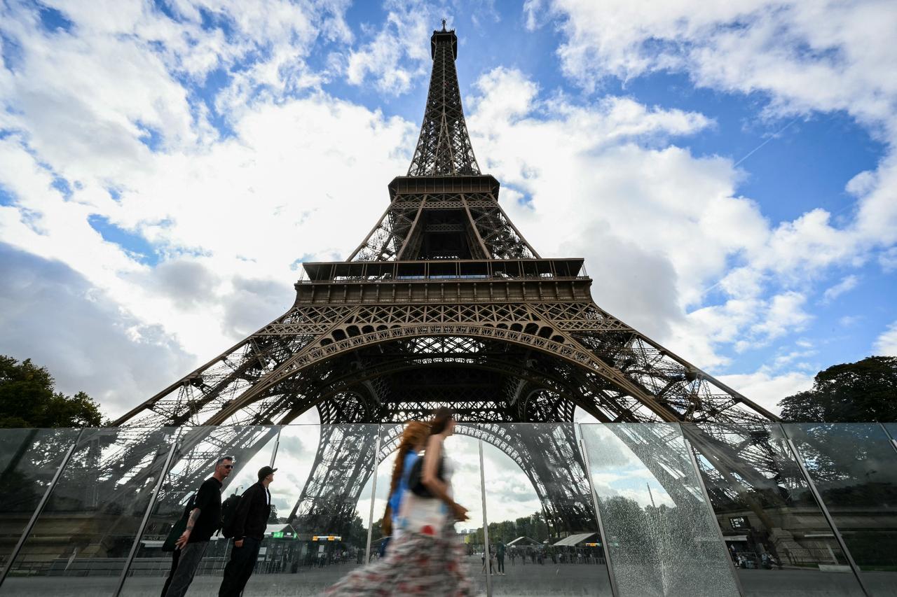 Eiffel Tower reopens after staff walkout over Hindu group visit