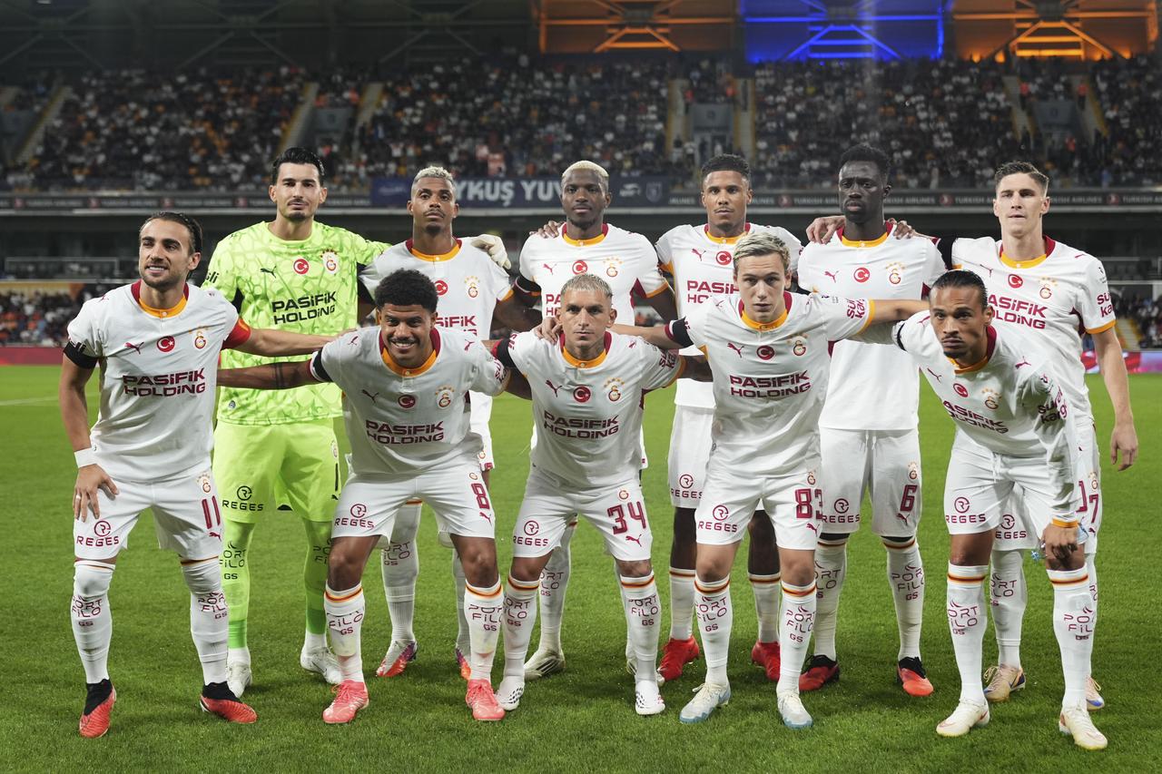 Players of Galatasaray pose for photos ahead of the Turkish Super Lig 4th week football match between Istanbul Basaksehir and Galatasaray at Basaksehir Fatih Terim Stadium in Istanbul, Türkiye on September 4, 2026. (AA Photo)