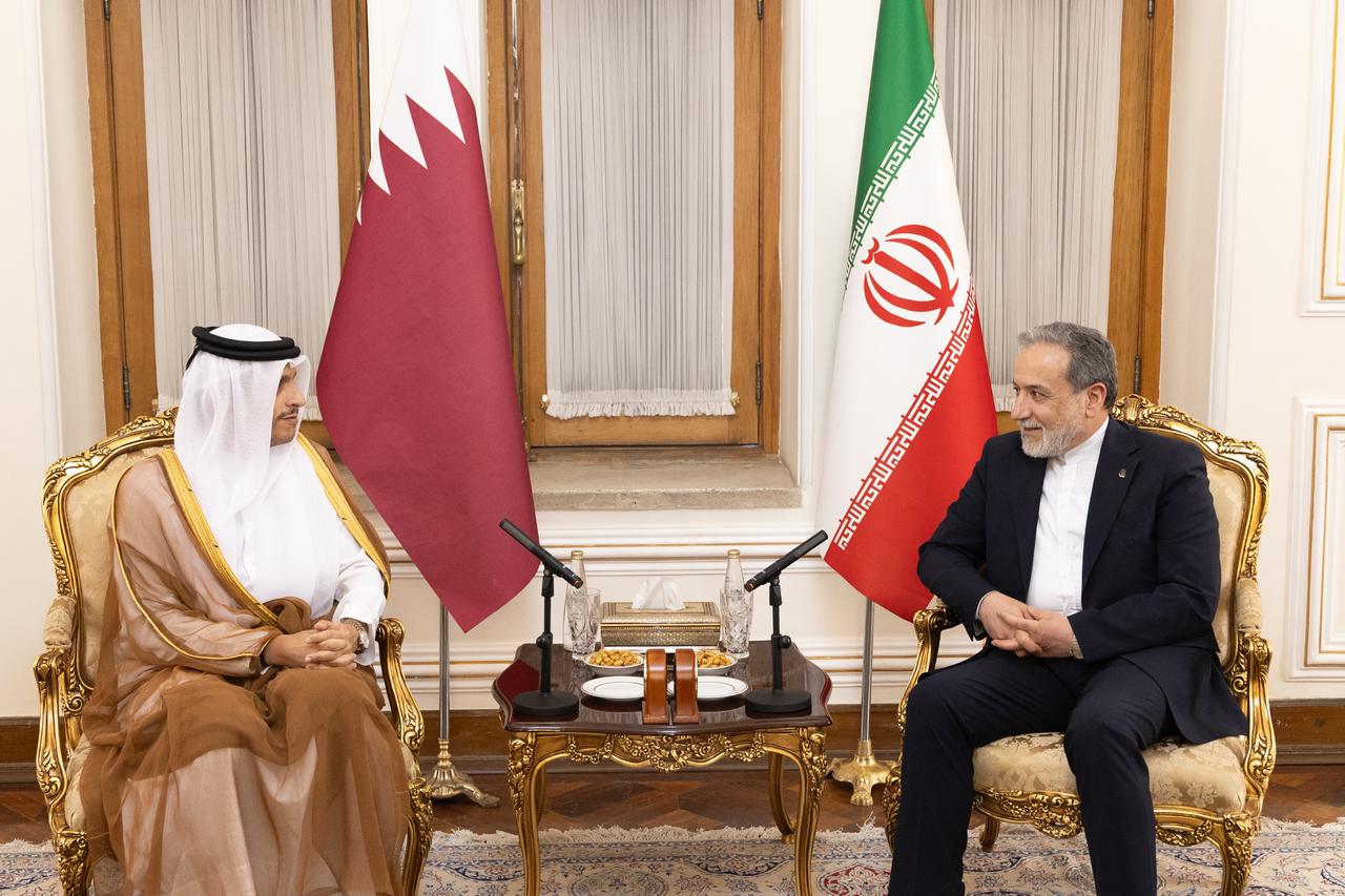 Iran threatens to seal off Gulf shipping as Qatar turns away from US security