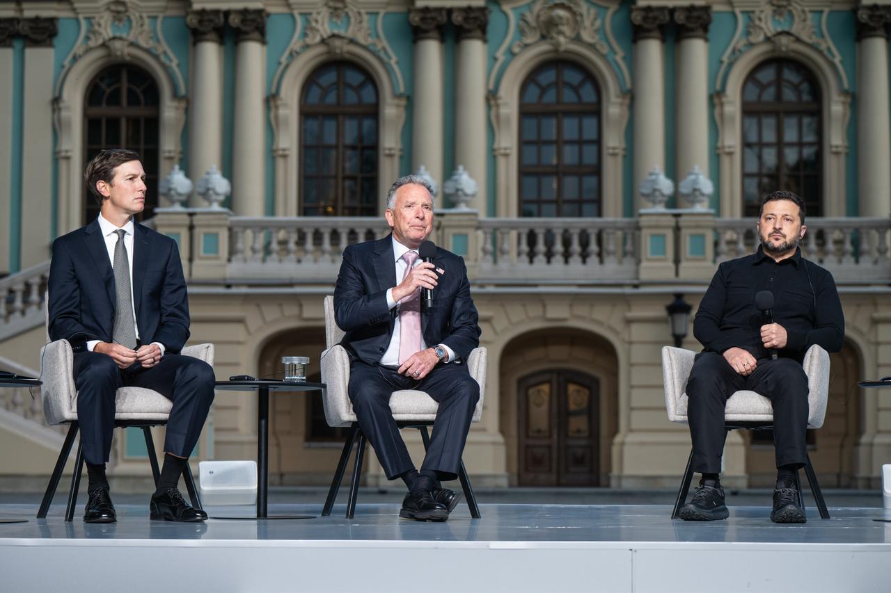 Zelenskyy says Putin needs money as US pushes to curb fighting over winter