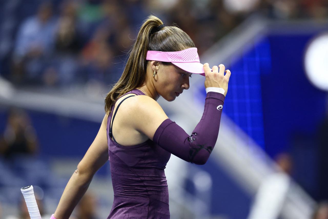 Zeynep Sonmez adjusts her visor during a match at the 2026 US Open in New York, Sept. 1, 2026. (AFP Photo)