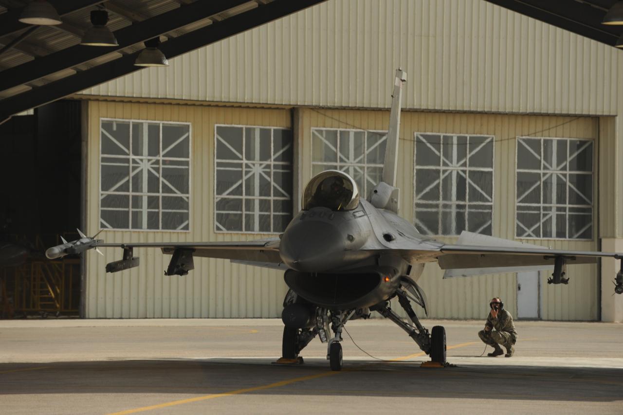 Iran attacks tankers, US ships near Hormuz and F-35 facilities in Jordan