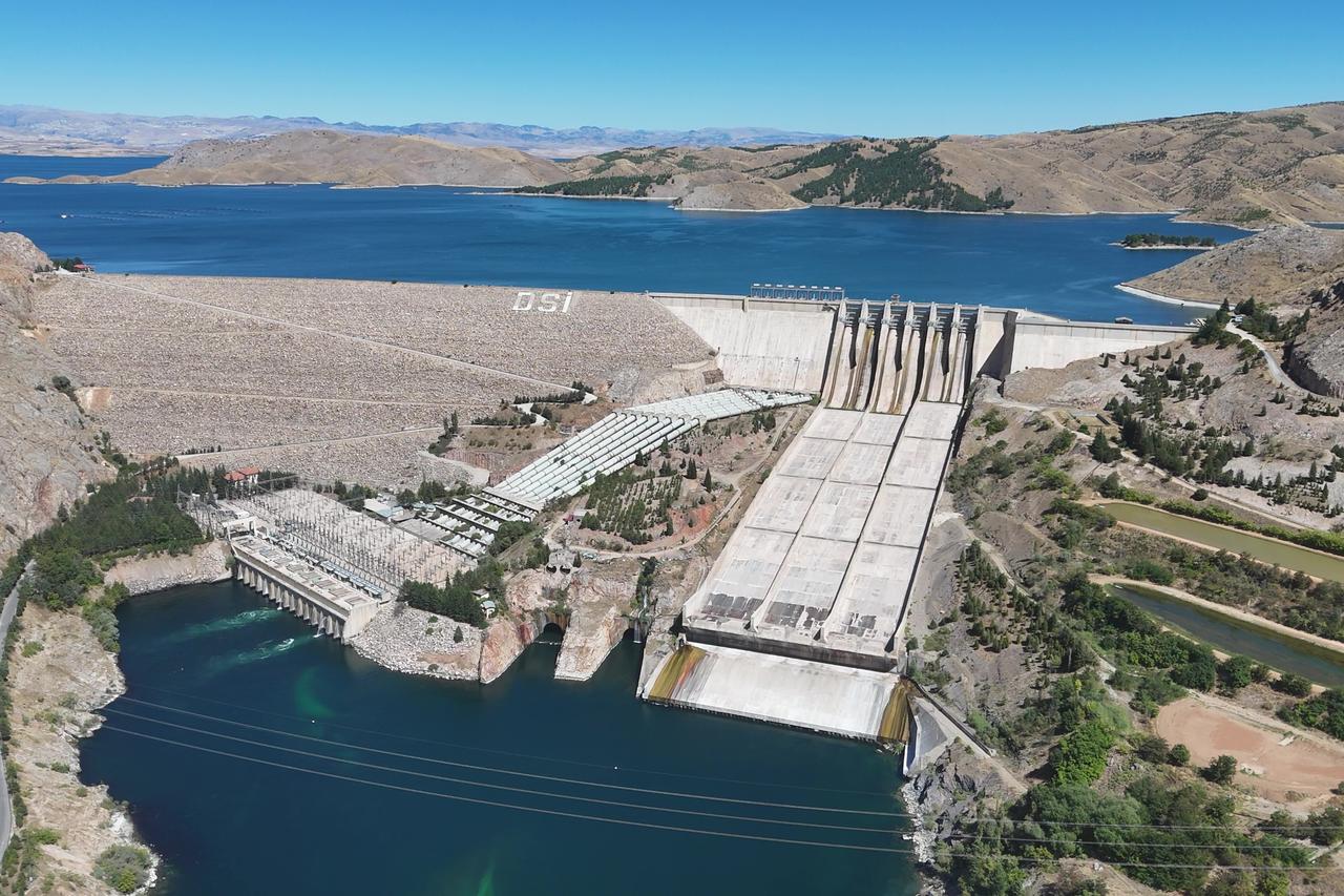 Keban dam generated 294 billion kilowatt-hours of electricity in 52 years
