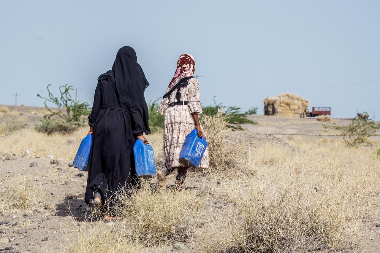Nearly 1,400 families displaced in Yemen in one day